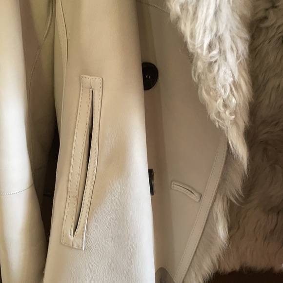 NWT Yves Saloman leather and shearling reversible jacket. - Picture 4 of 15